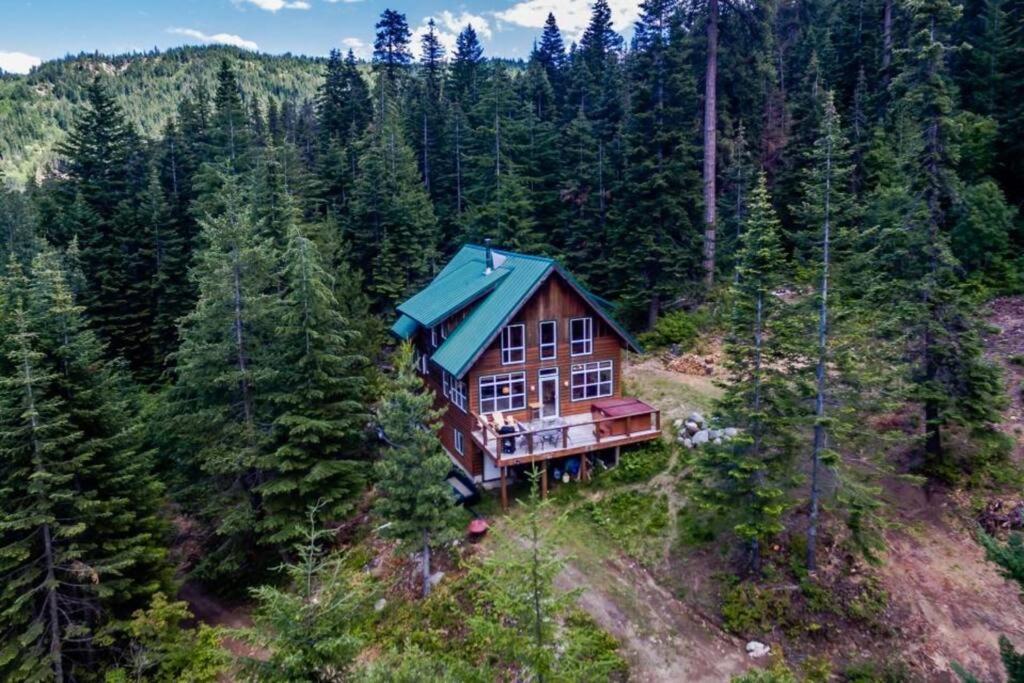 Hot Tub Cool Views: Roaring Creek Cabin Leavenworth Exteriör bild